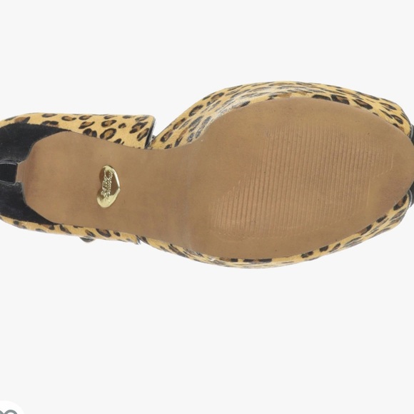 BETSEY JOHNSON Leanah Leopard Platform Pump heels size 6 - Picture 5 of 13